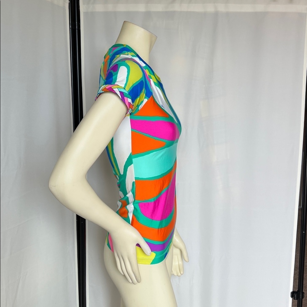 Trina Turk Multicolor Abstract Rash Guard Top - Picture 6 of 8
